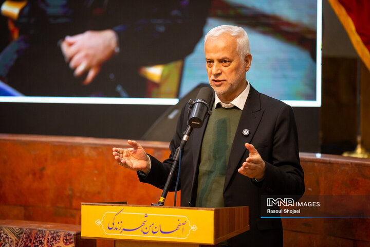 دانشنامه اصفهان شناسنامه و گنج‌نامه این شهر است