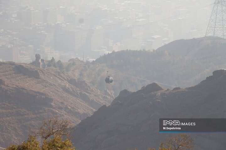 تبریز در وضعیت قرمز؛ شهر زیر غبار آلودگی