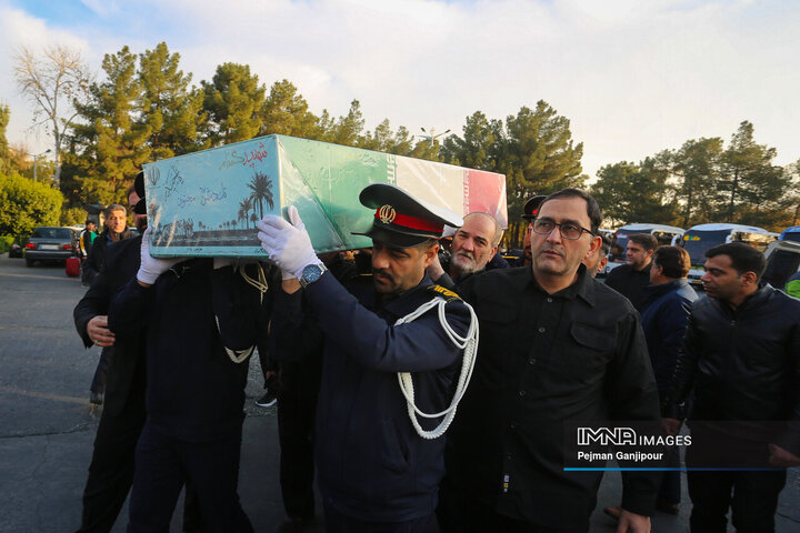 تشییع شهید گمنام در پایانه مسافربری کاوه