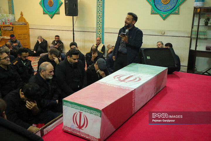 تشییع شهید گمنام در پایانه مسافربری کاوه