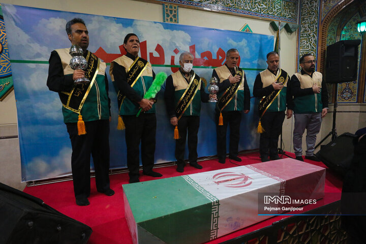 تشییع شهید گمنام در پایانه مسافربری کاوه