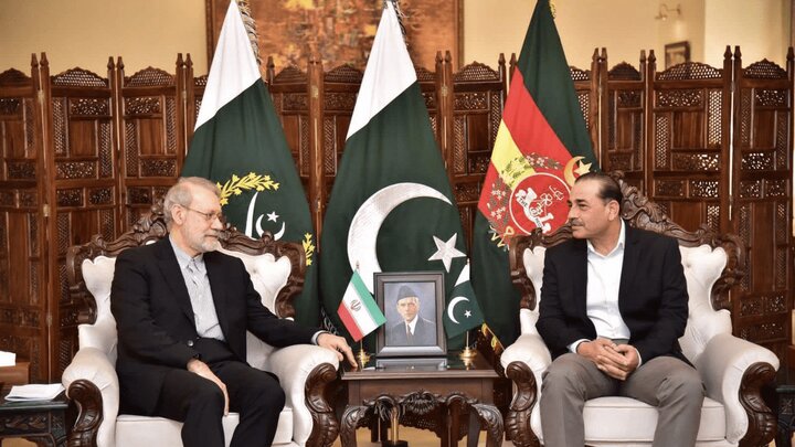 تأکید فرمانده ارتش پاکستان بر تقویت همکاری‌های راهبردی با ایران