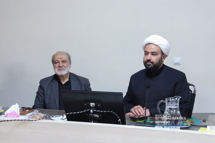 دیدار اعضای شورای شهر اصفهان با فرماندهان نواحی مقاومت بسیج