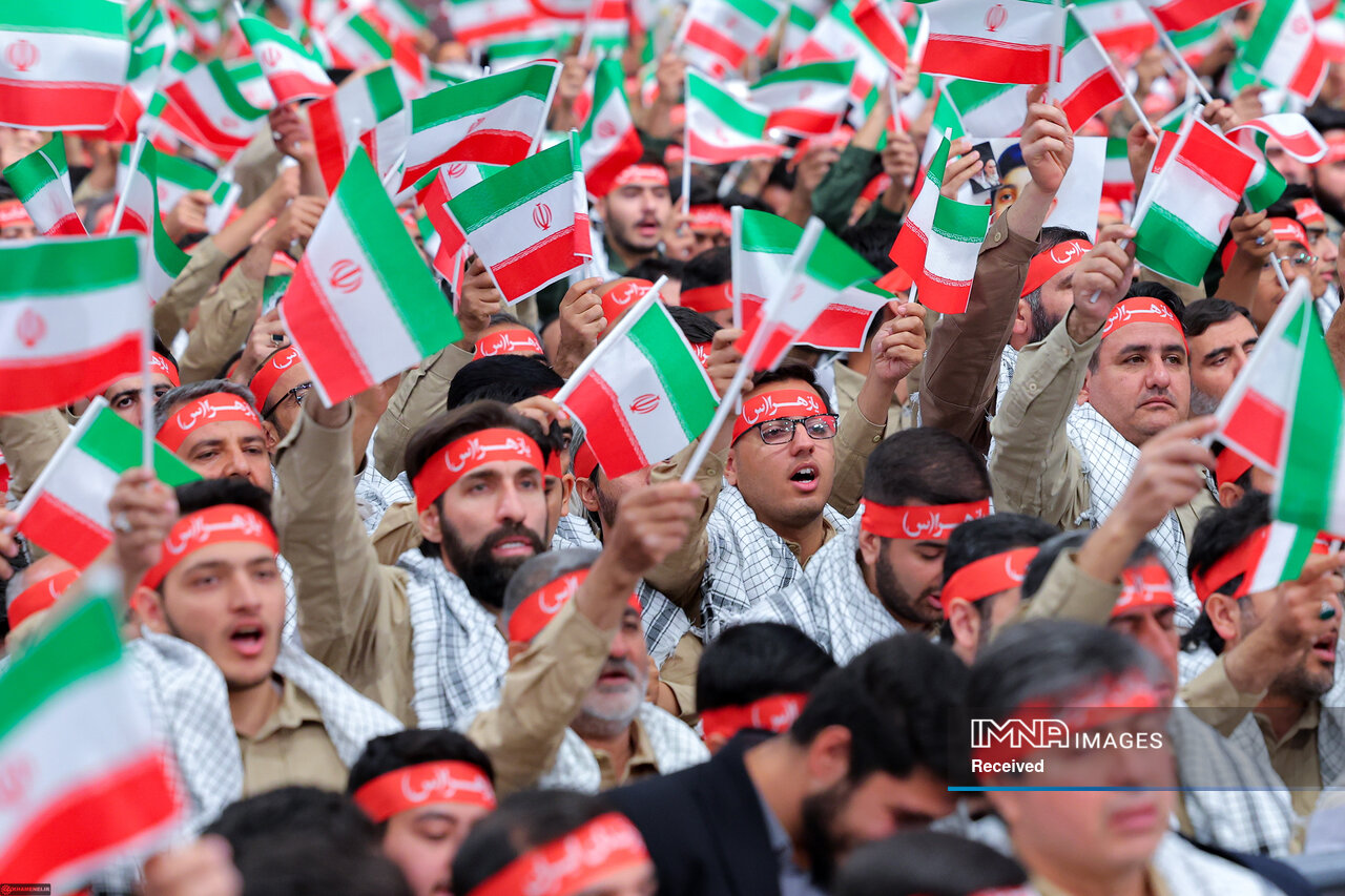 مراسم روز بسیج در حسینیه امام خمینی(ره)