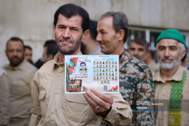 مراسم روز بسیج در حسینیه امام خمینی(ره)