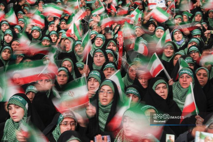 مراسم روز بسیج در حسینیه امام خمینی(ره)