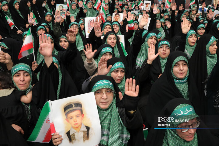 مراسم روز بسیج در حسینیه امام خمینی(ره)