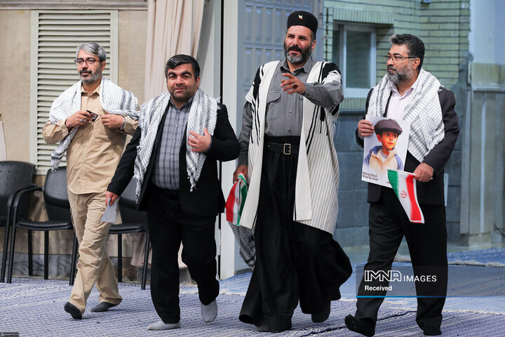 مراسم روز بسیج در حسینیه امام خمینی(ره)