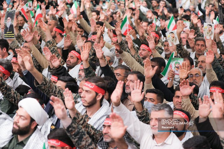 مراسم روز بسیج در حسینیه امام خمینی(ره)