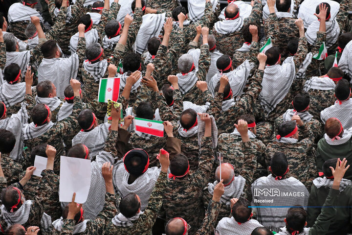 مراسم روز بسیج در حسینیه امام خمینی(ره)