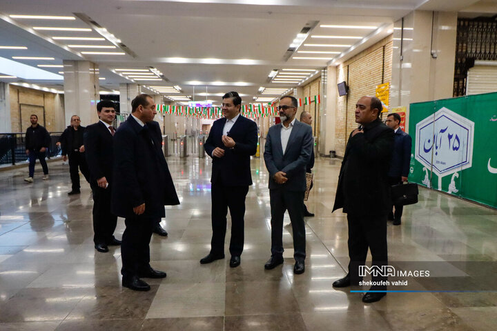 بازدید معاون حمل و نقل و ترافیک شهرداری دوشنبه از خط یک مترو و چهارباغ اصفهان