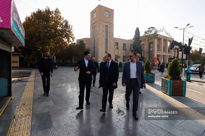 بازدید معاون حمل و نقل و ترافیک شهرداری دوشنبه از خط یک مترو و چهارباغ اصفهان