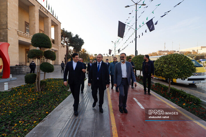 بازدید معاون حمل و نقل و ترافیک شهرداری دوشنبه از خط یک مترو و چهارباغ اصفهان