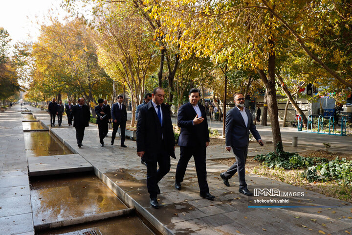 بازدید معاون حمل و نقل و ترافیک شهرداری دوشنبه از خط یک مترو و چهارباغ اصفهان