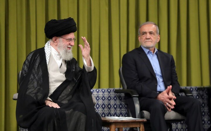 پزشکیان: از حمایت و پشتیبانی رهبر انقلاب سپاسگزارم