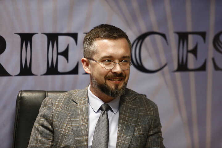 رونمایی از وب‌گاه مرکز مطالعات و امضای تفاهم‌نامه با اتحادیه شهرهای بریکس