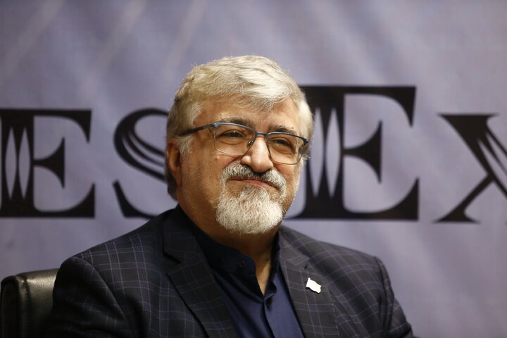 رونمایی از وب‌گاه مرکز مطالعات و امضای تفاهم‌نامه با اتحادیه شهرهای بریکس