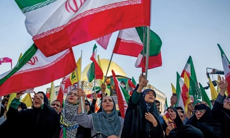 یک پیام پدرانه؛ از صف‌آرایی دل‌ها در برابر دشمنان و تردیدها تا ناکامی تلاش ۲۰ ساله دشمن