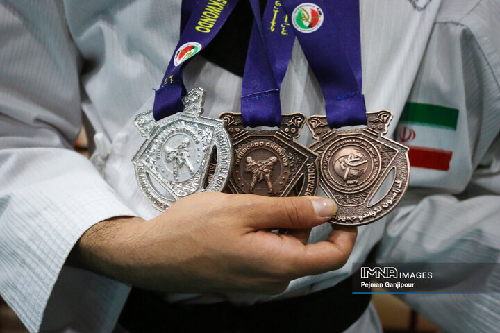 اختتامیه لیگ برتر پومسه جام ستارگان