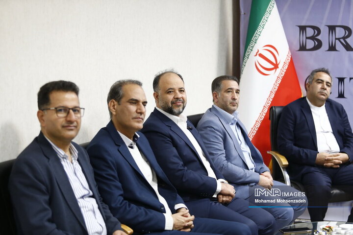 رونمایی از وب‌گاه مرکز مطالعات و امضای تفاهم‌نامه با اتحادیه شهرهای بریکس