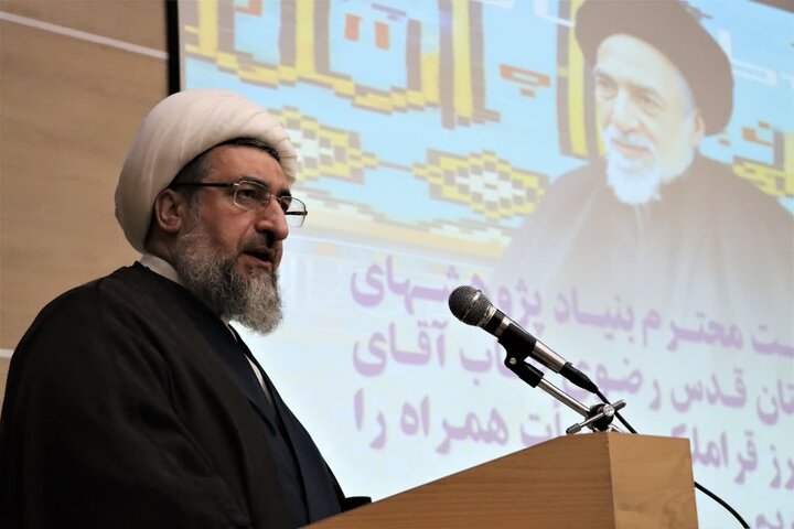 آیت‌الله میلانی پیشرو در علم و معنویت بود