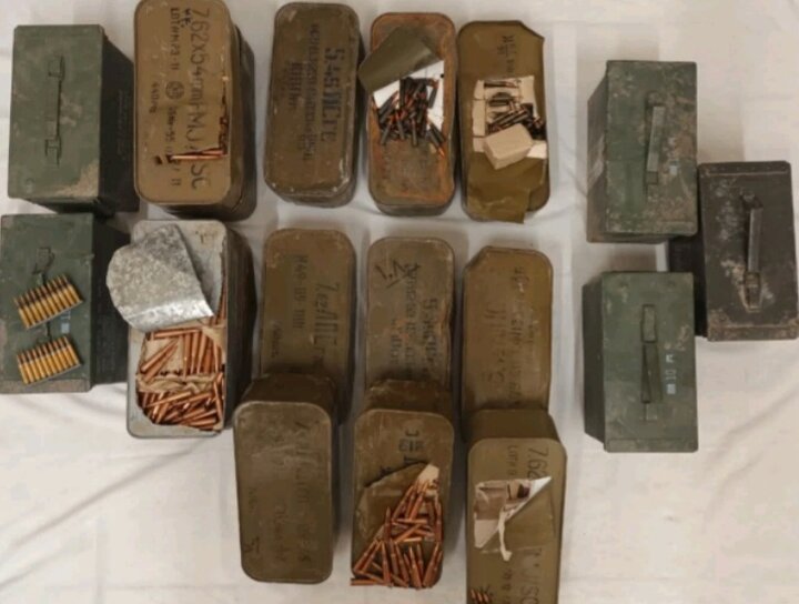 کشف محموله‌ نیم تنی مهمات در ارتفاعات صعب‌العبور شهرستان بانه