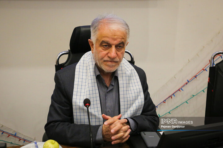 مدیریت شهری باید با روحیه جهادی مشکلات مردم را حل کند