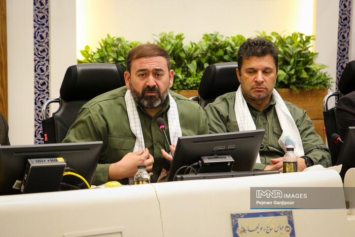 نشست صمیمانه اعضای شورای اسلامی شهر با فرماندهان پایگاه‌های بسیج شهرداری اصفهان