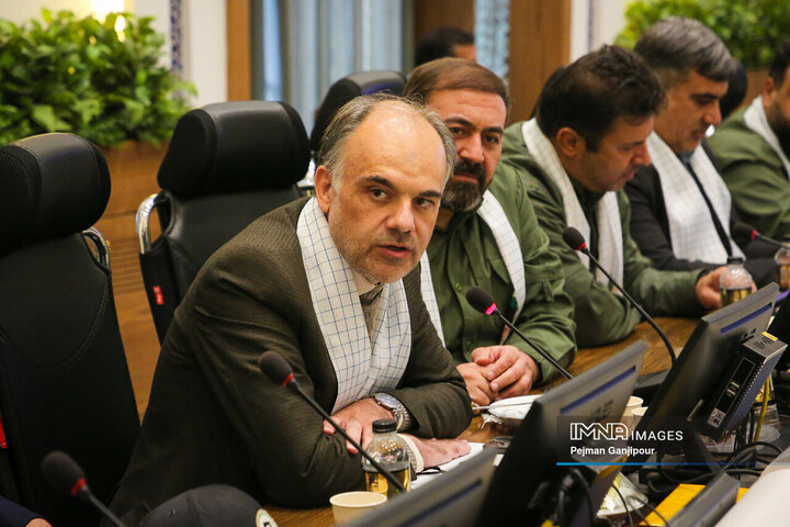 نشست صمیمانه اعضای شورای اسلامی شهر با فرماندهان پایگاه‌های بسیج شهرداری اصفهان