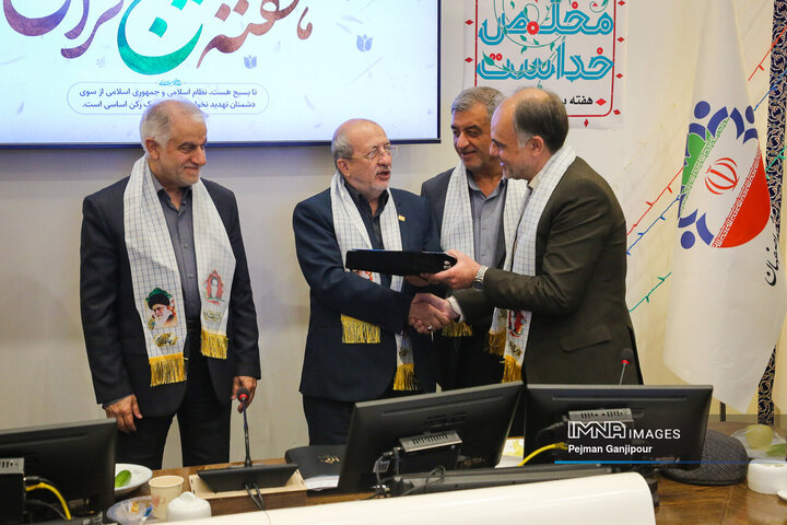 نشست صمیمانه اعضای شورای اسلامی شهر با فرماندهان پایگاه‌های بسیج شهرداری اصفهان