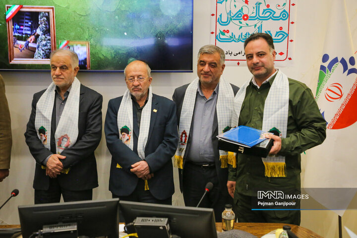 نشست صمیمانه اعضای شورای اسلامی شهر با فرماندهان پایگاه‌های بسیج شهرداری اصفهان