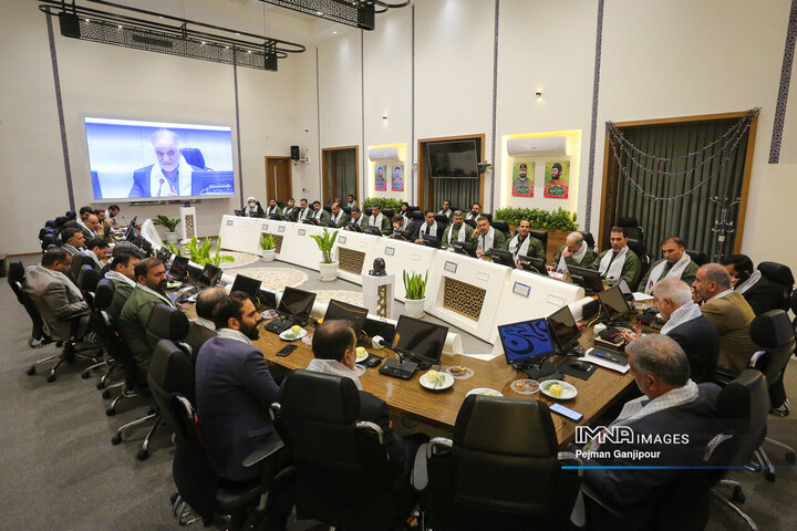 نشست صمیمانه اعضای شورای اسلامی شهر با فرماندهان پایگاه‌های بسیج شهرداری اصفهان