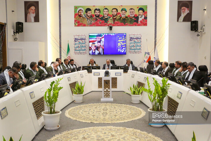 نشست صمیمانه اعضای شورای اسلامی شهر با فرماندهان پایگاه‌های بسیج شهرداری اصفهان