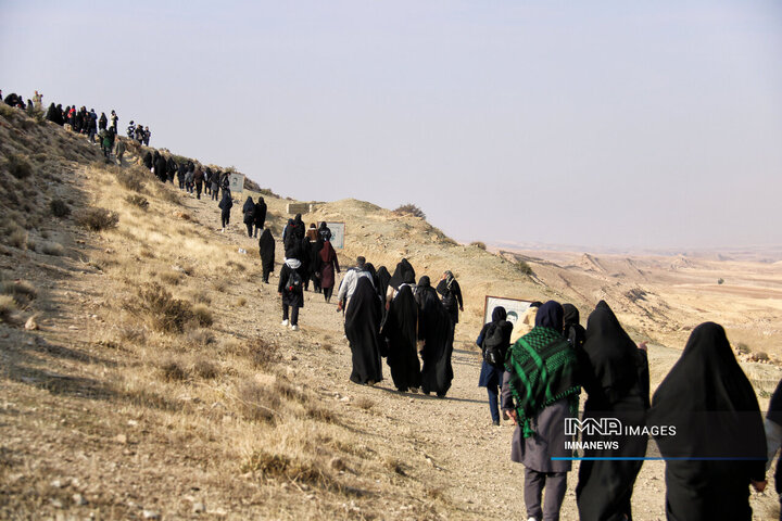 کرمانشاه میزبان راهیان غرب دانش‌آموزی