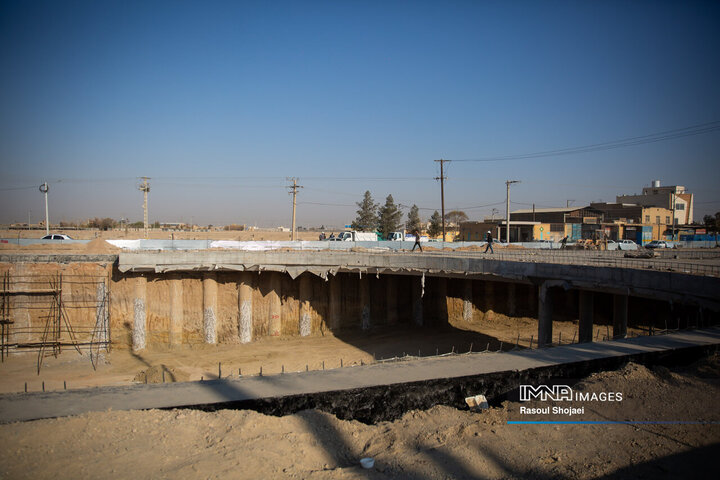 بازدید شهردار اصفهان از پروژه مجموعه پل‌ها و زیرگذر شهید رئیسی