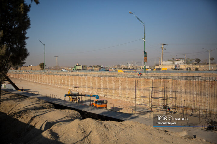 بازدید شهردار اصفهان از پروژه مجموعه پل‌ها و زیرگذر شهید رئیسی