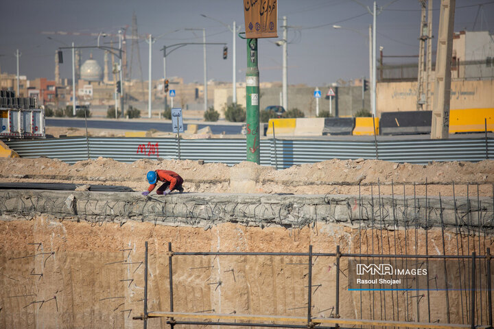 بازدید شهردار اصفهان از پروژه مجموعه پل‌ها و زیرگذر شهید رئیسی