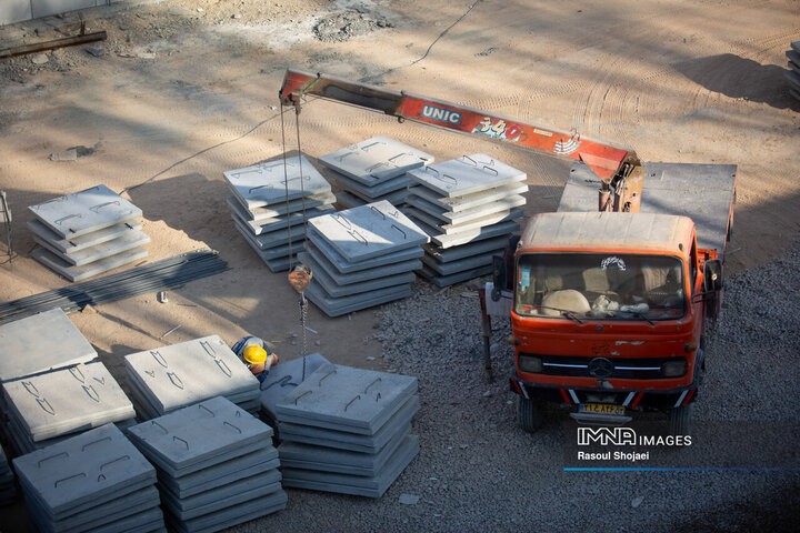 بازدید شهردار اصفهان از پروژه مجموعه پل‌ها و زیرگذر شهید رئیسی