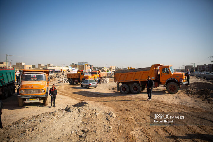 بازدید شهردار اصفهان از پروژه مجموعه پل‌ها و زیرگذر شهید رئیسی