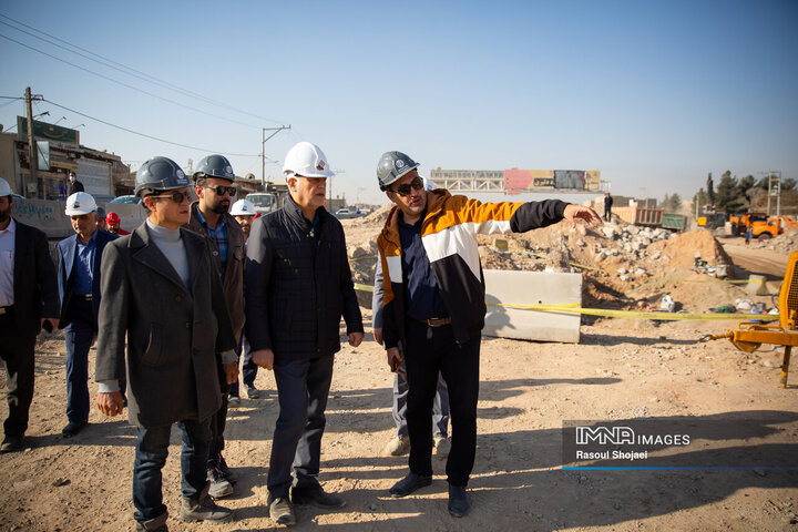 بازدید شهردار اصفهان از پروژه مجموعه پل‌ها و زیرگذر شهید رئیسی