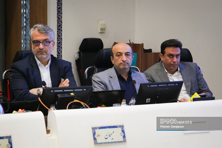 جلسه علنی شورای شهر اصفهان