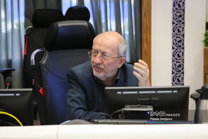 عباس حاج رسولی ها رئیس کمیسیون اقتصادی، سرمایه گذاری و گردشگری شورای اسلامی شهر