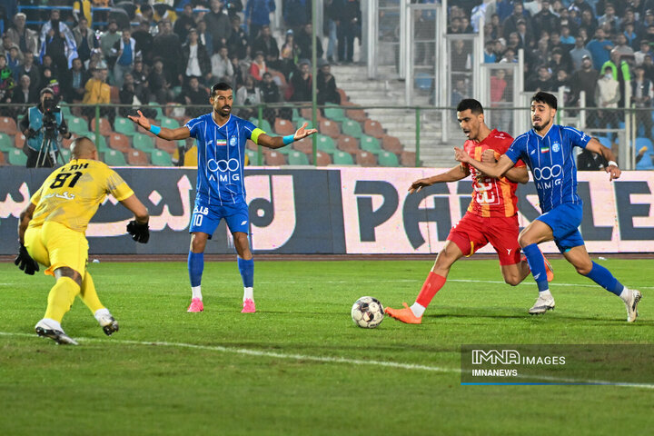 هفته یازدهم لیگ برتر فوتبال؛ استقلال - فولاد