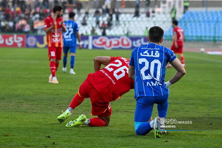 هفته یازدهم لیگ برتر فوتبال؛ استقلال - فولاد