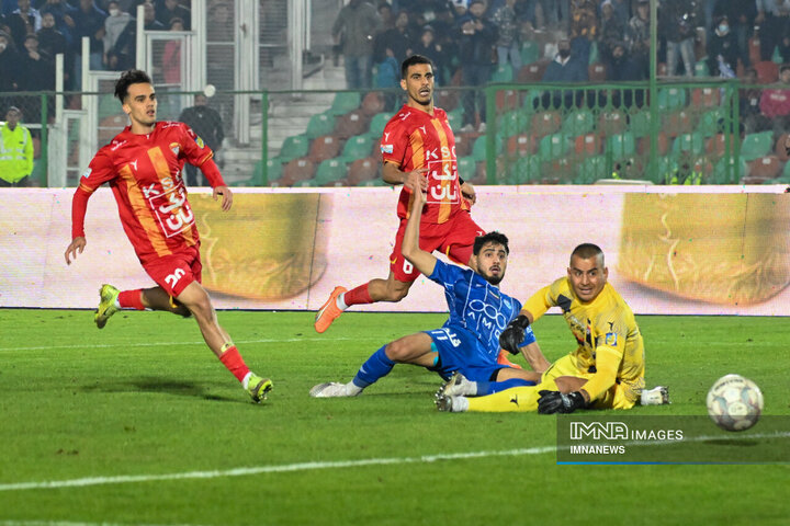هفته یازدهم لیگ برتر فوتبال؛ استقلال - فولاد