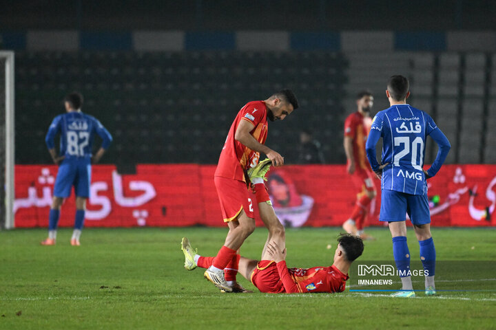 هفته یازدهم لیگ برتر فوتبال؛ استقلال - فولاد