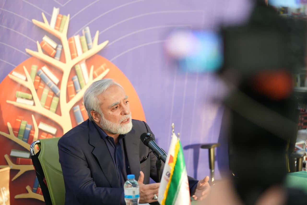 دیپلماسی کتاب؛ بهترین جلوه دیپلماسی عمومی