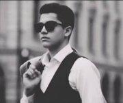 روایت متفاوت از یک خانواده مسئول؛ آقازاده‌ای که پیک موتوری بود