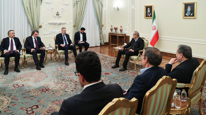 Iran, Turkey Urge Closer Islamic Unity, Warn Against External Interference