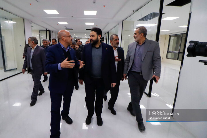 بازدید مدیران شهری و بانک شهر از پروژه‌های شهر اصفهان